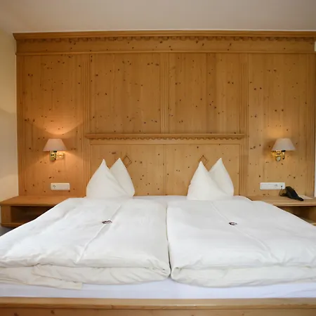 Alpengasthof Zur Post Szálloda