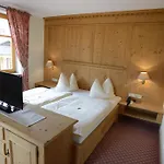 Hotel Alpengasthof Zur Post 3*